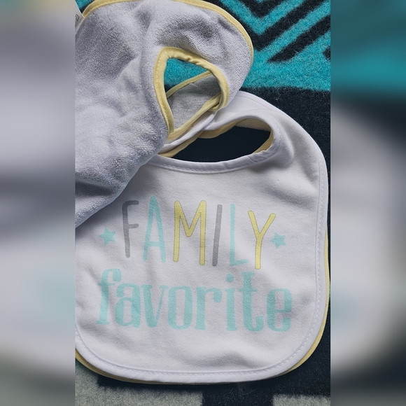 Baby Essentials 3Pk Bibs - Yellow - Picture 3 of 7